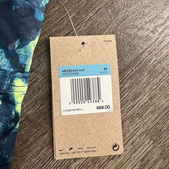 Nike Women's Essentials Scoop Neck Tankini Top- Size Medium - Picture 3 of 5